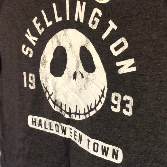 Disney NBC Women’s Graphic Tee - Picture 2 of 4